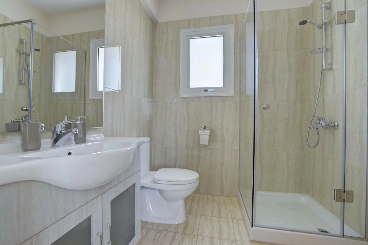 Nissi Palms Villa Aya Napa Kıbrıs