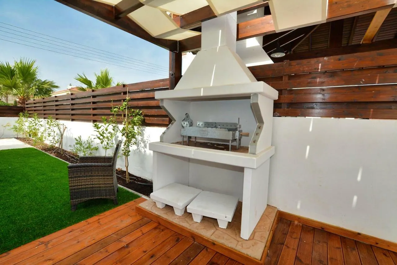 Nissi Palms Villa 아이아 나파 0*,