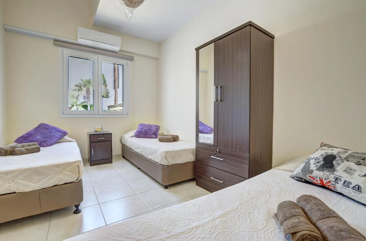 Nissi Palms Villa Aya Napa Kıbrıs